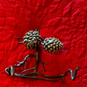 DEI Pine Cone toilet paper holder